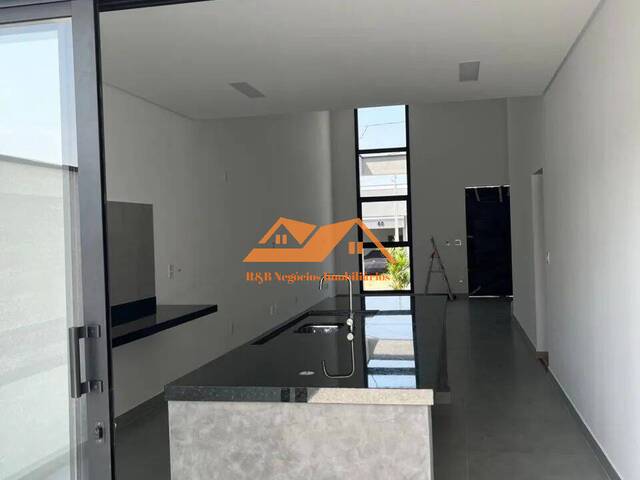#372 - Casa para Venda em Sorocaba - SP - 1