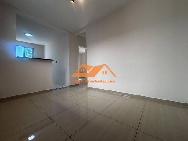 Venda em Aparecidinha - Sorocaba