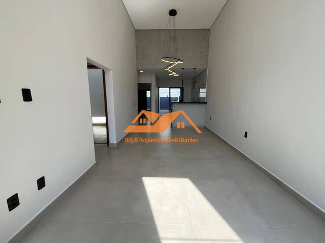 #618 - Casa em condomínio para Venda em Sorocaba - SP